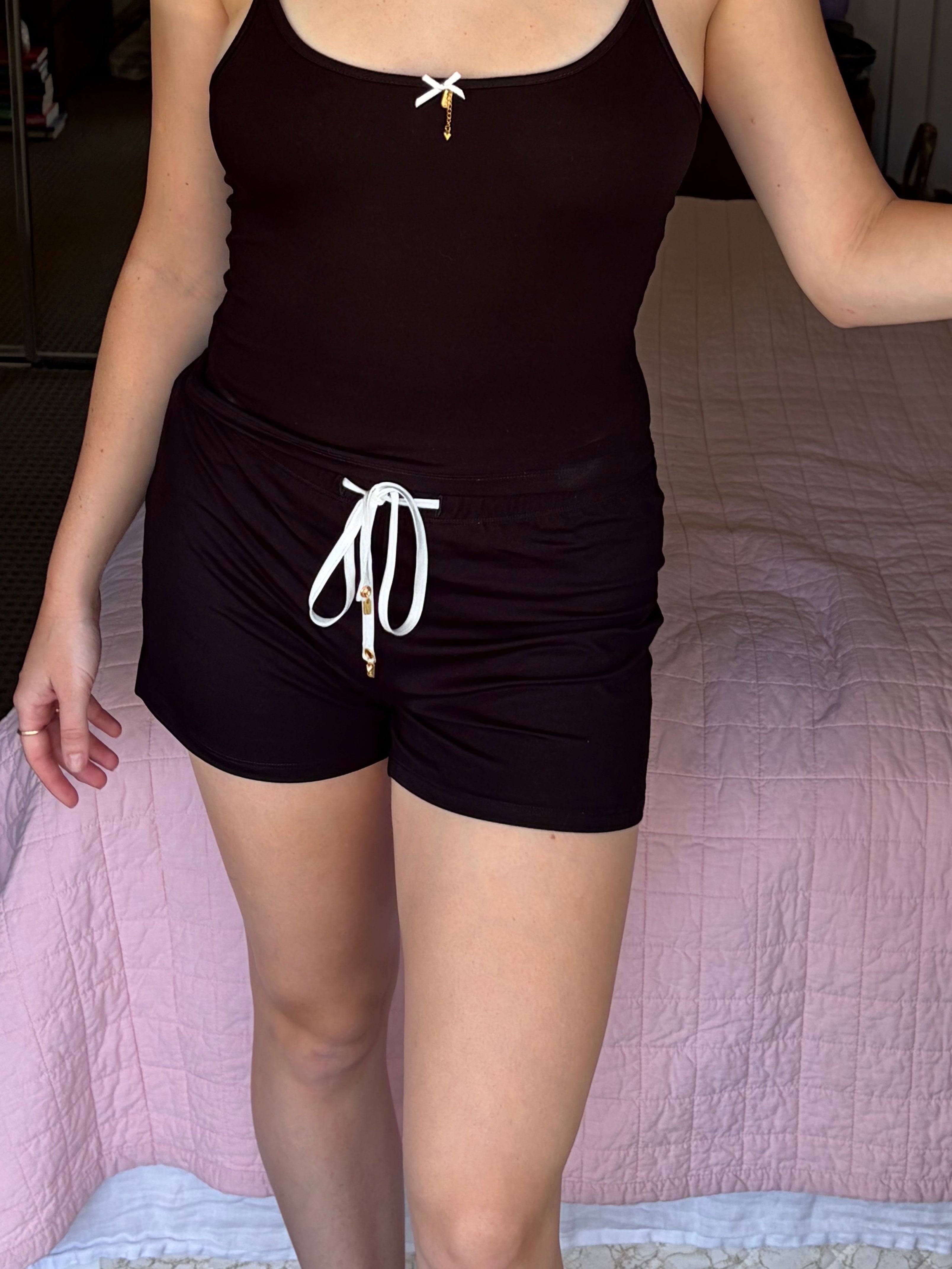 Bamboo Shorts in Midnight Black