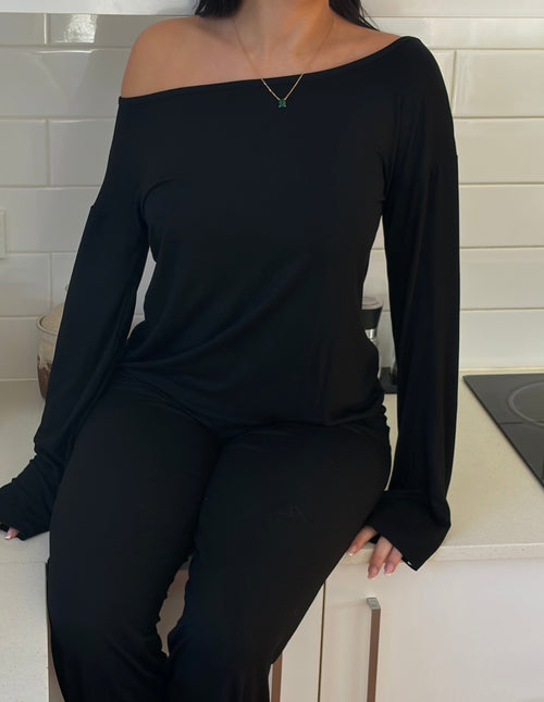 Bamboo off-the-shoulder Top in Midnight Black