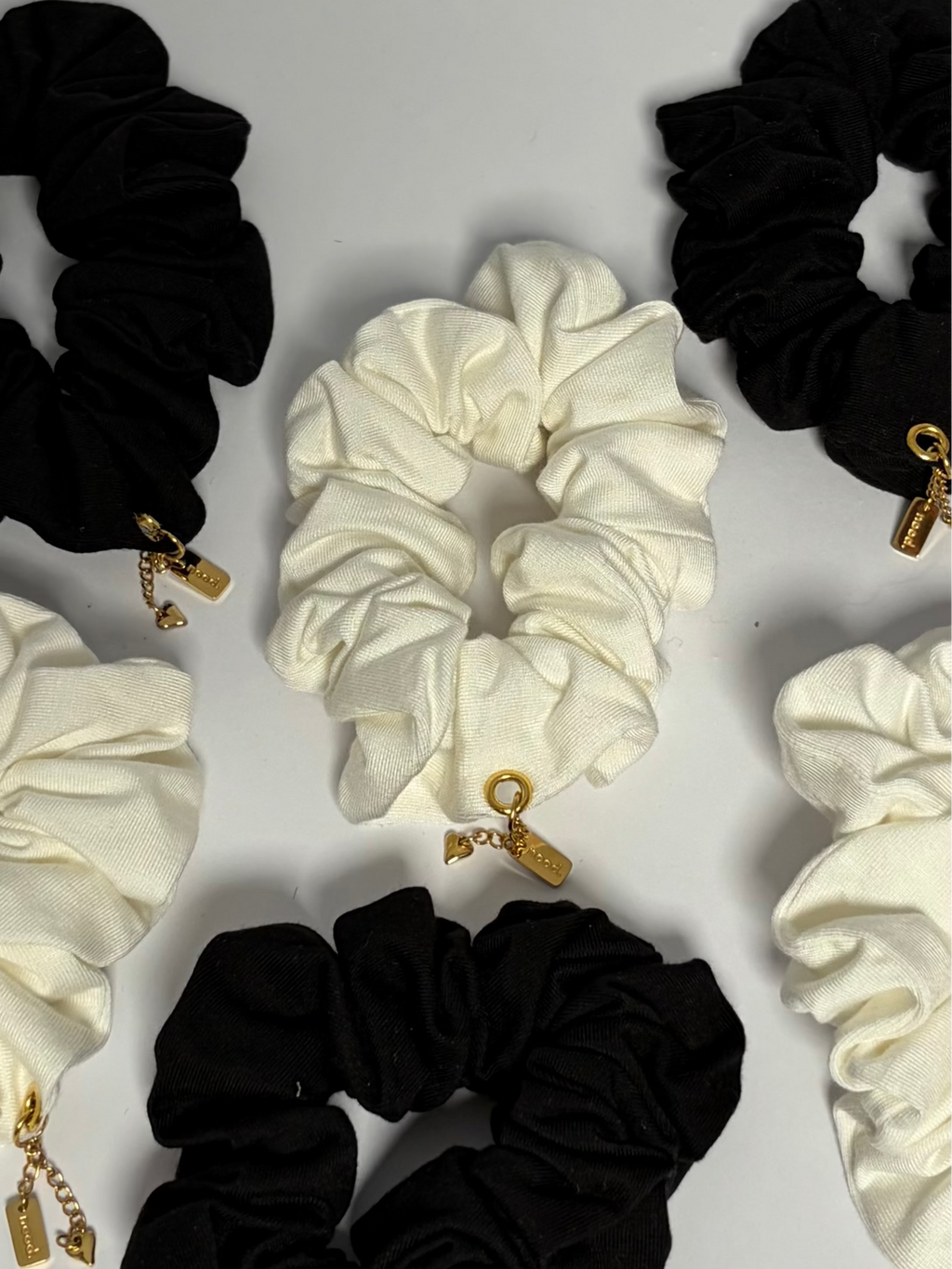 Bamboo Scrunchie in Midnight Black
