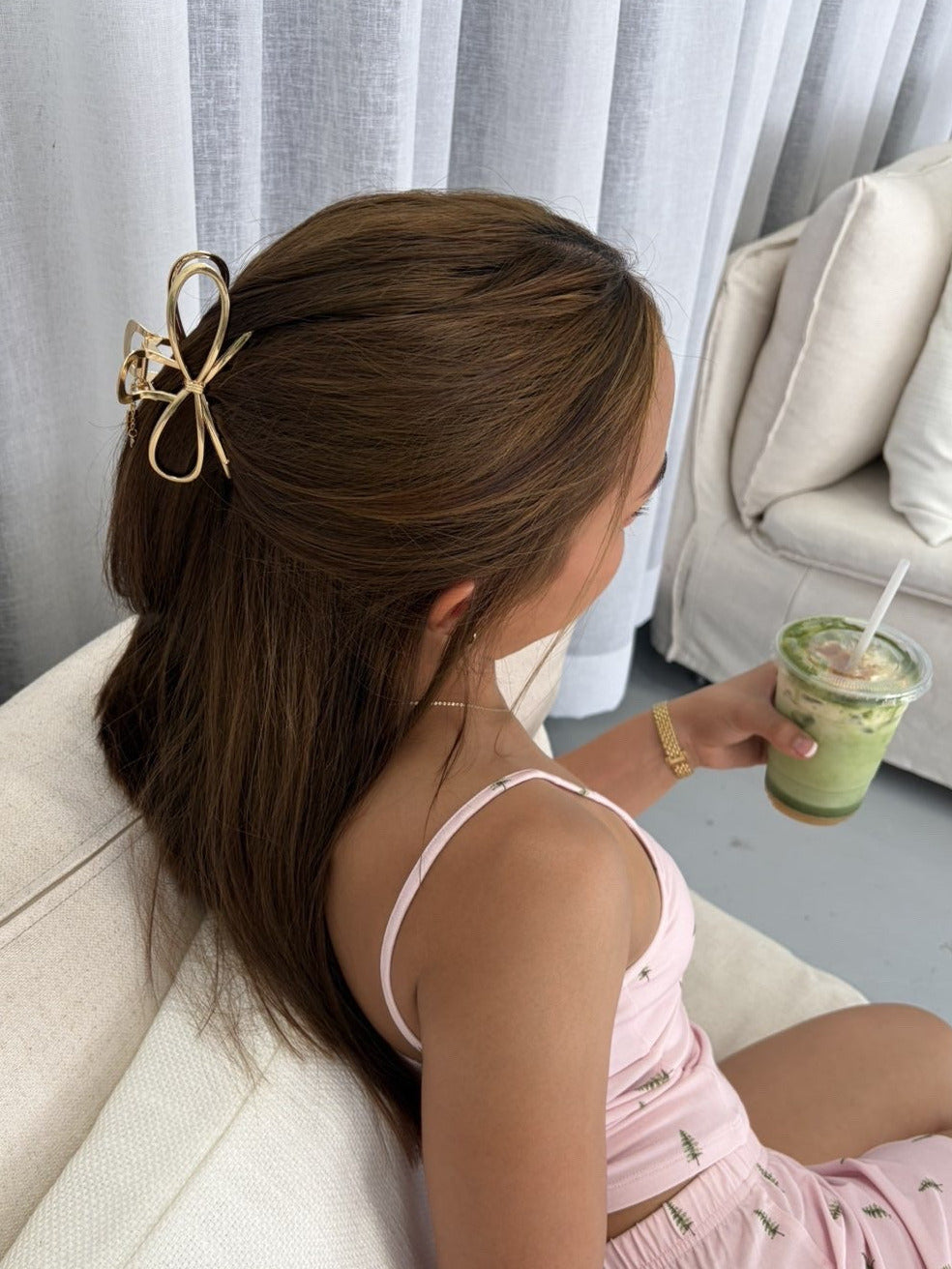 Bow Claw Clip in Yellow Gold